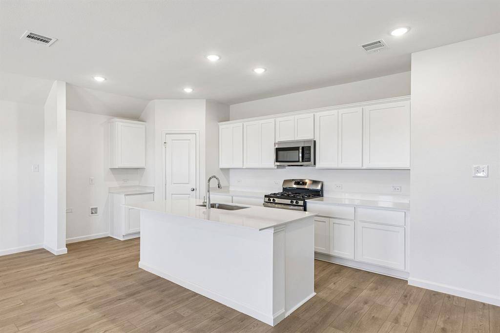 2531 Canadian Way, Crandall, TX 75114
