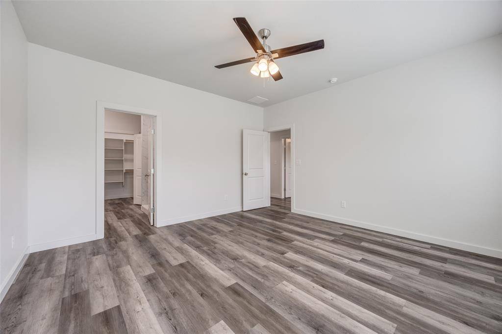 924 W Collins Street, Denison, TX 75020