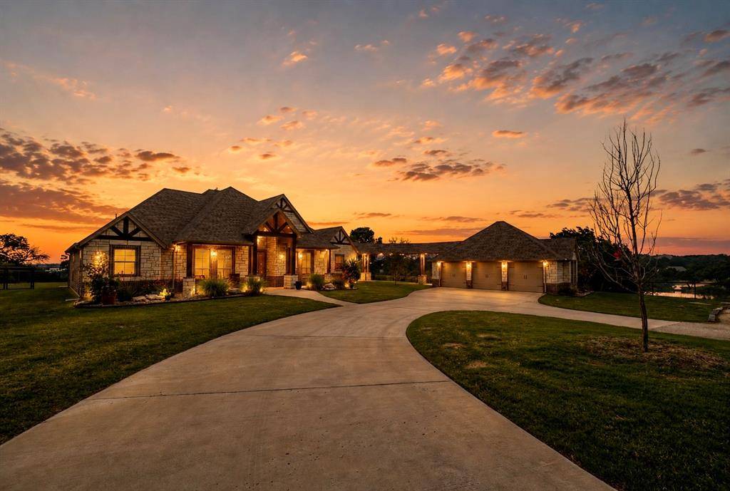 288 S Ridgeoak Court, Weatherford, TX 76087