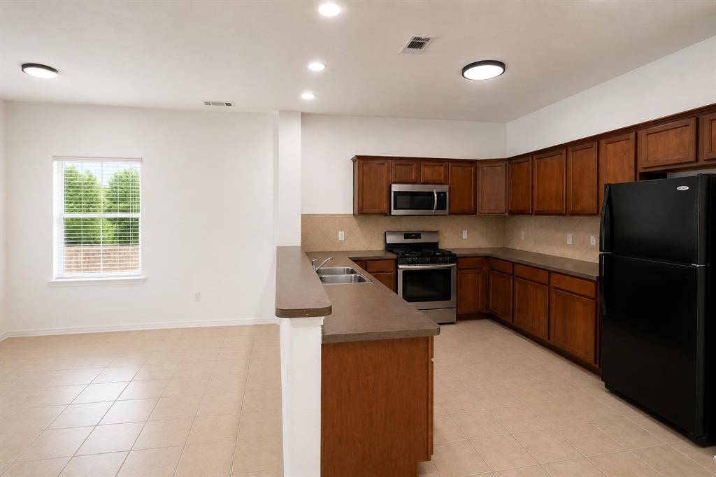 320 Woodgrove Drive #A, Little Elm, TX 75068