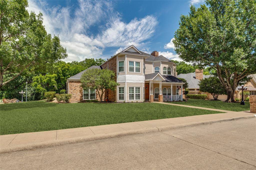 636 Bent Creek Drive, Desoto, TX 75115