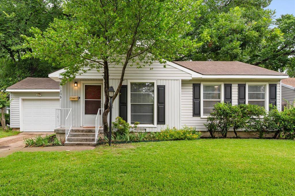 1205 Britt Drive, Arlington, TX 76013