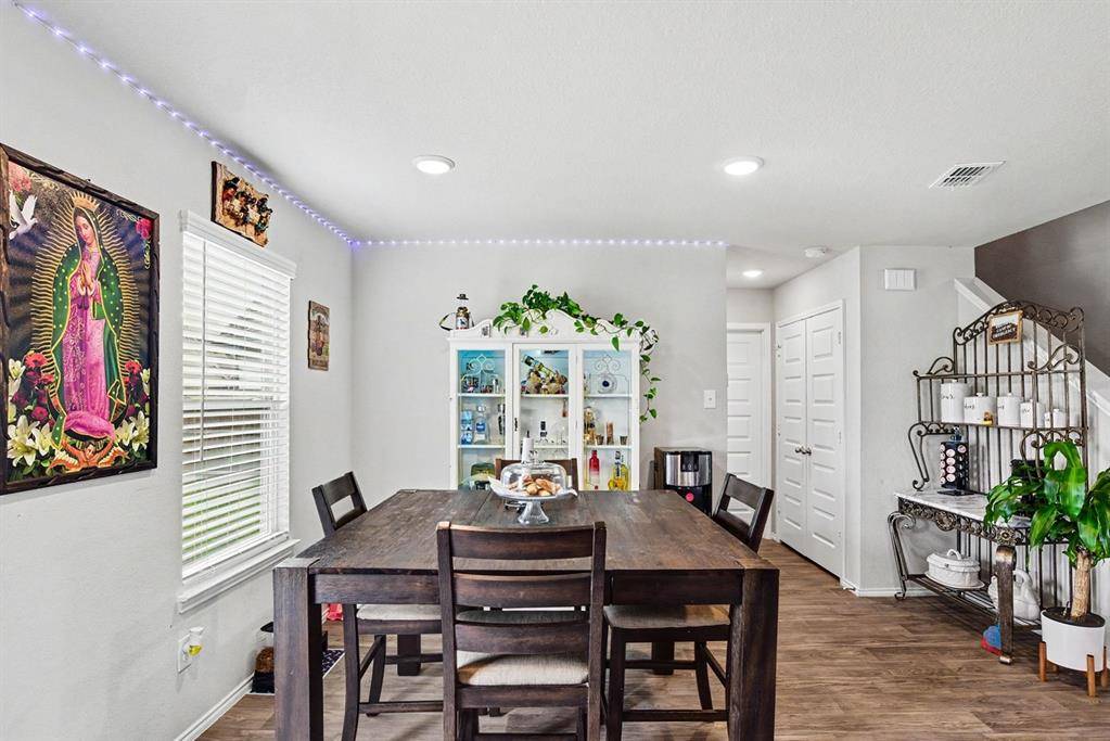 101 Spring Creek Lane, Terrell, TX 75160