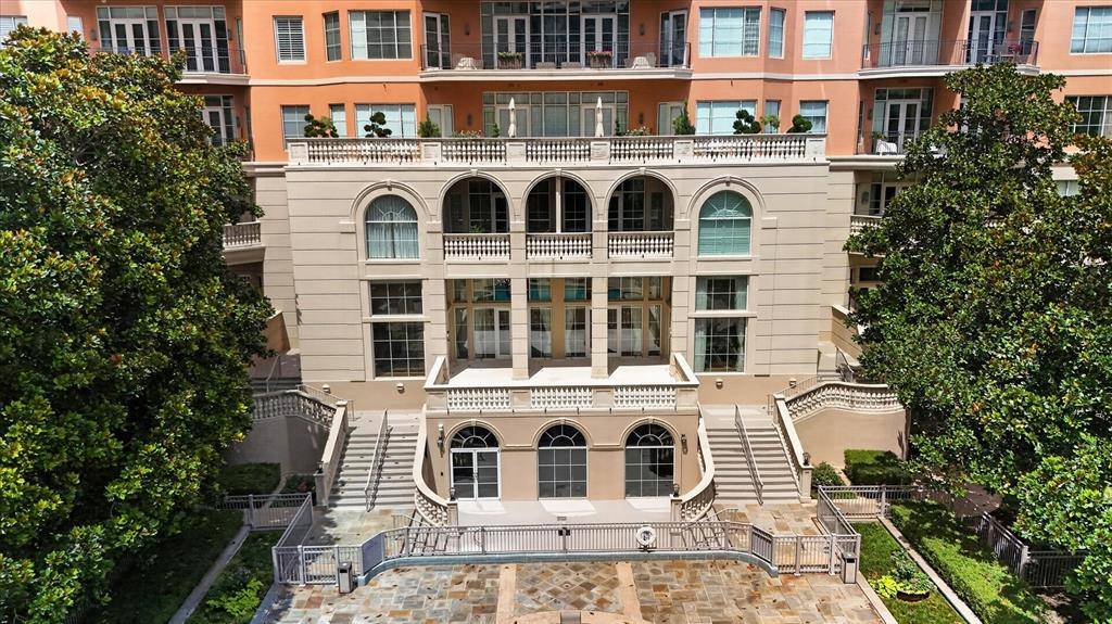 3535 GILLESPIE Street #104, Dallas, TX 75219