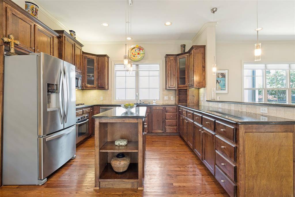 3827 Holland Avenue #B, Dallas, TX 75219