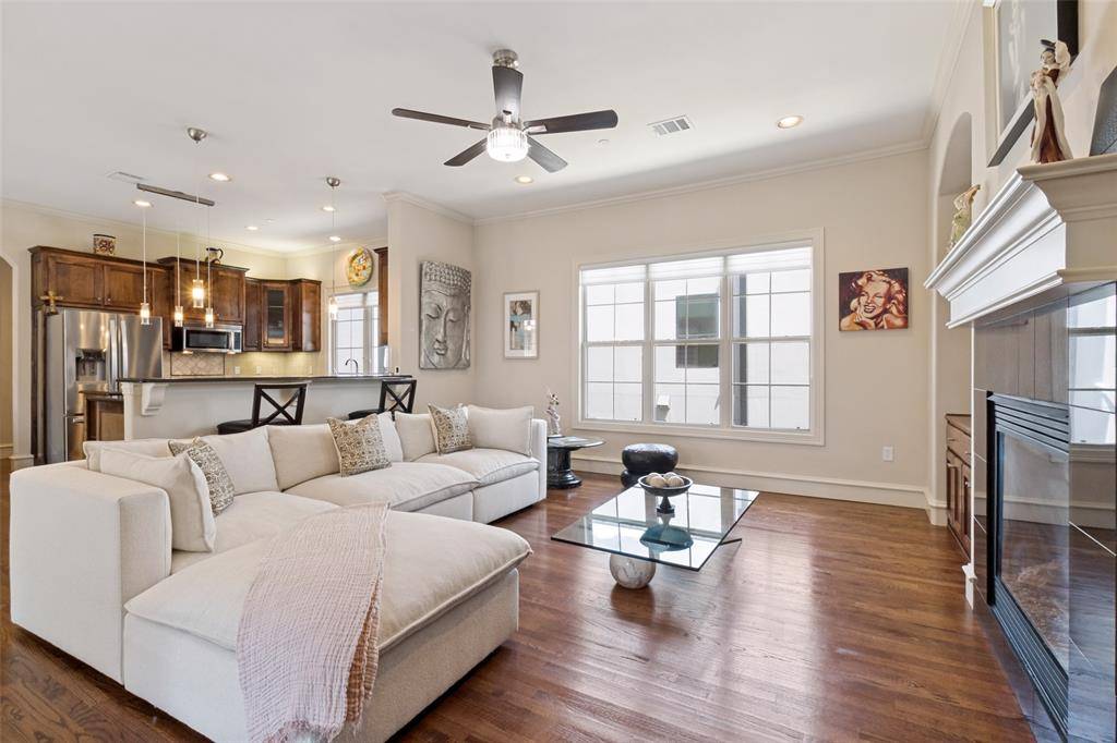 3827 Holland Avenue #B, Dallas, TX 75219