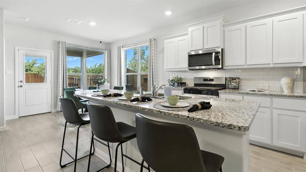 4316 MILL STREAM Lane, Fort Worth, TX 76036