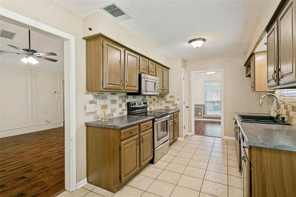 307 Aspenway Drive, Coppell, TX 75019