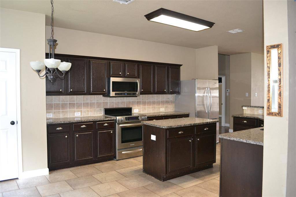 6005 Hidden Pine Lane, Mckinney, TX 75070