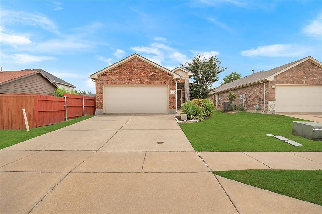 2140 Sweetwood Drive, Fort Worth, TX 76131