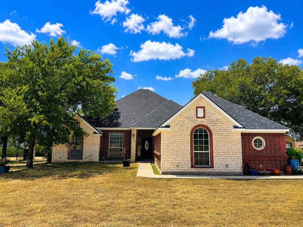 148 County Road 2627, Decatur, TX 76234