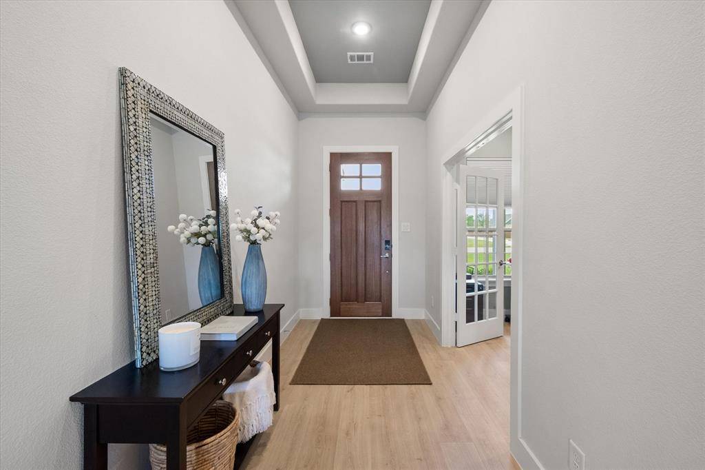 4550 Night Hawk Trail, Waxahachie, TX 75165