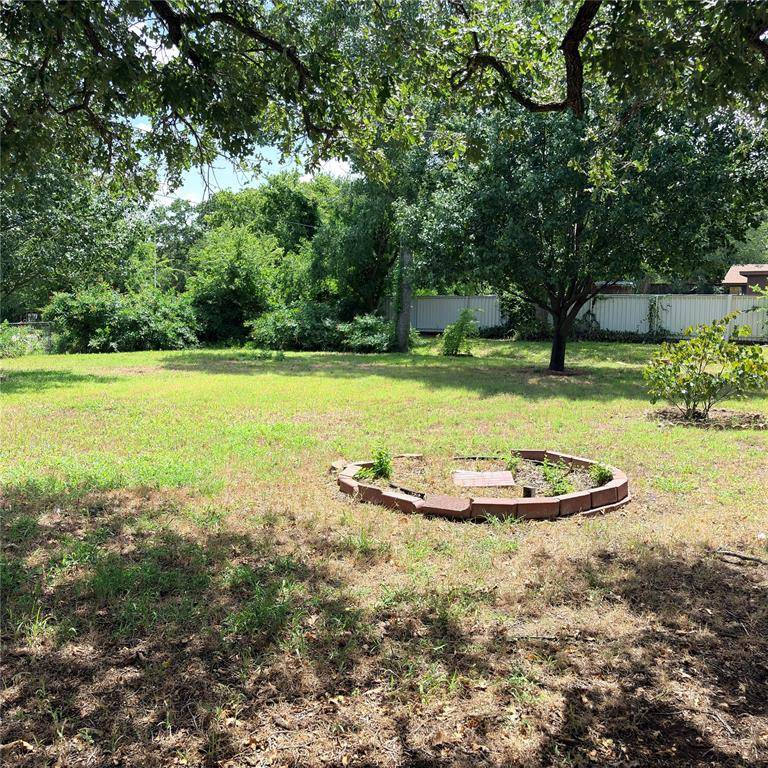 3103 N Oak Avenue, Mineral Wells, TX 76067