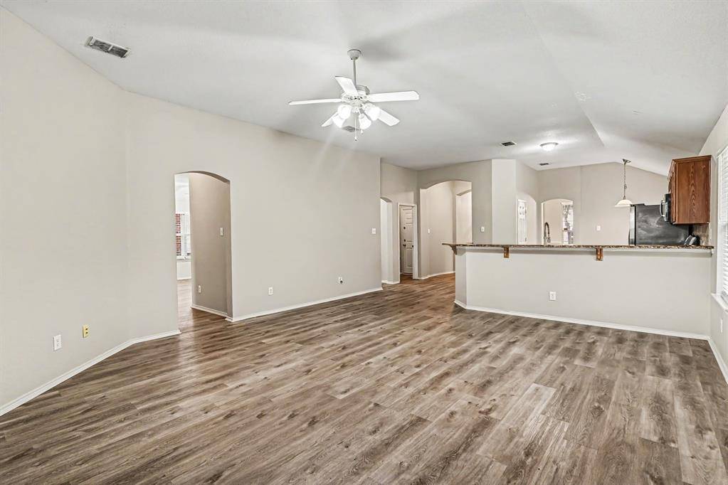 10728 Lipan Trail, Fort Worth, TX 76108