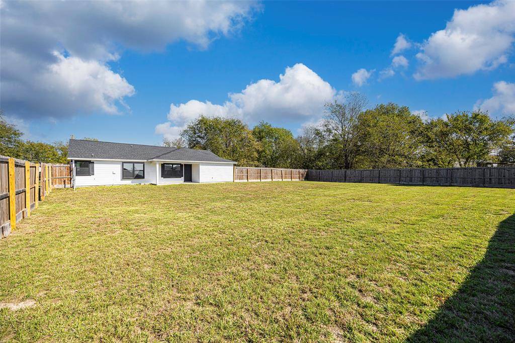 2538 County Road 3127, Greenville, TX 75402