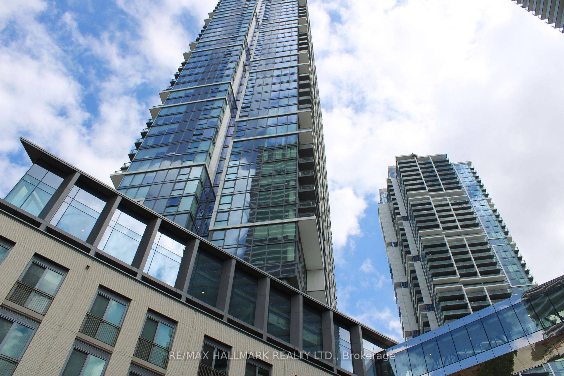 1000 portage Pkwy #5008, Vaughan, ON L4K 0L1