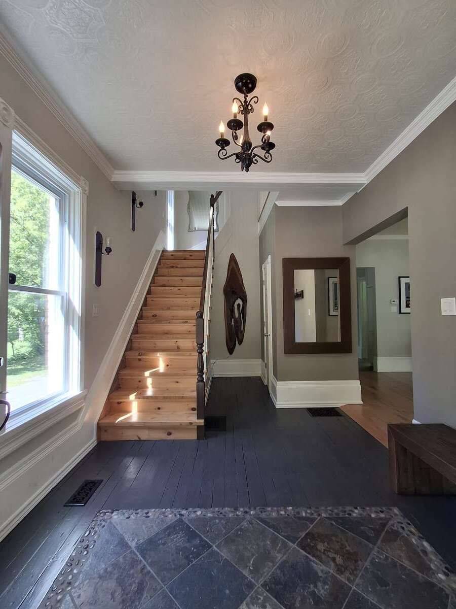 9 River ST, Severn, ON L0K 1E0