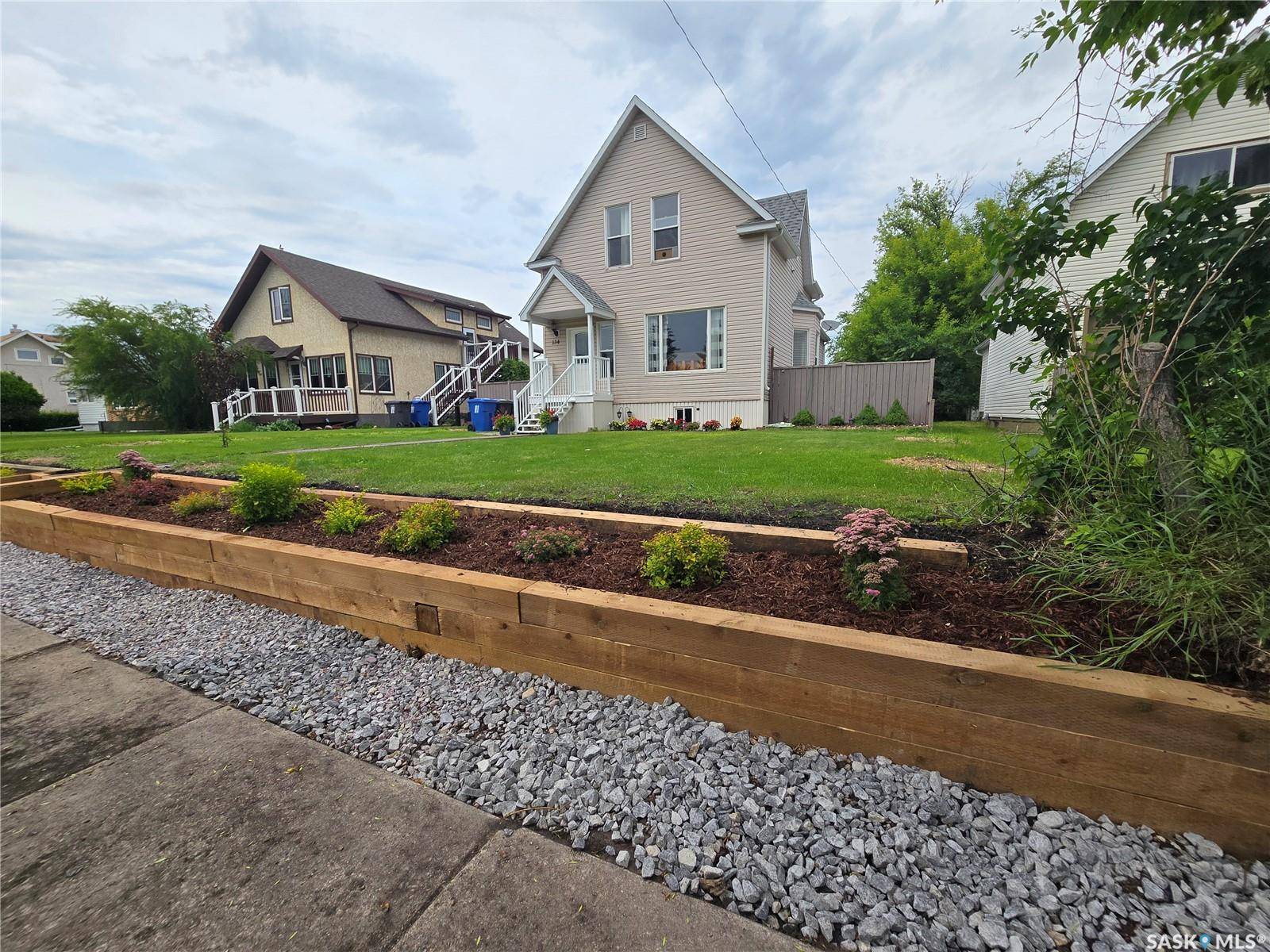 134 9th AVENUE W, Melville, SK S0A 2P0