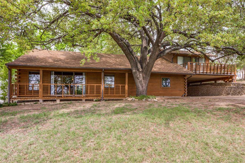 1114 Spur Trail, Granbury, TX 76049