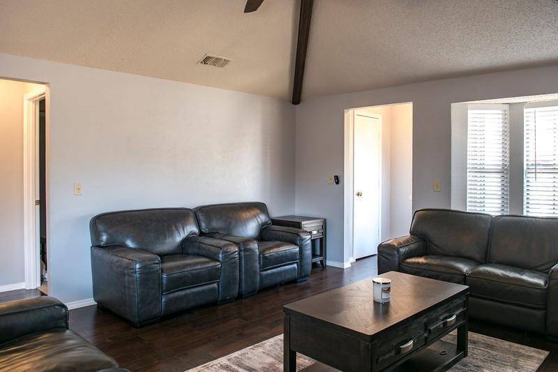 1100 Wimbledon Lane, Plano, TX 75075