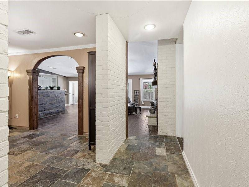 200 Timberlane Terrace, Euless, TX 76039