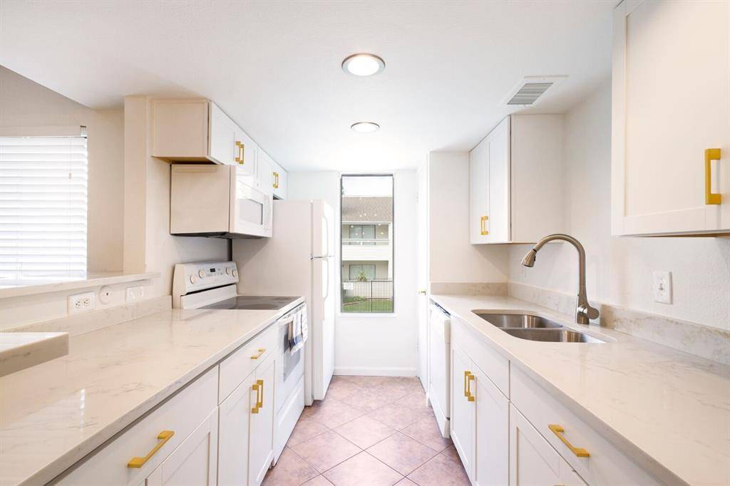 7431 Holly Hill Drive #227, Dallas, TX 75231