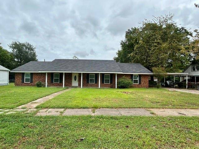 111 S Canton Street, Mexia, TX 76667