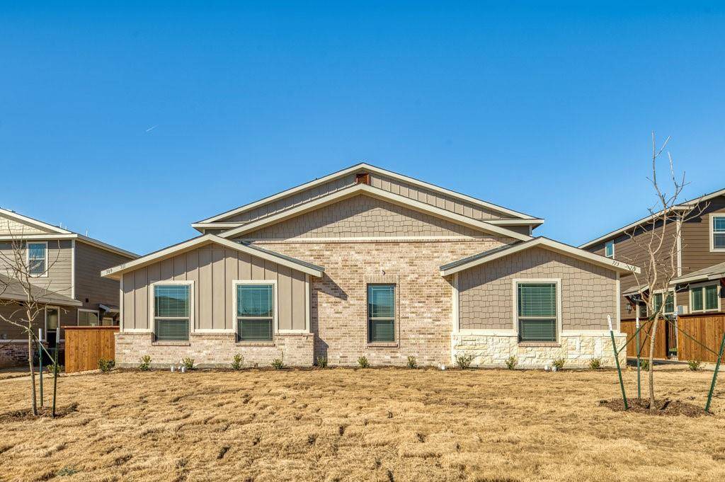 711 Harvest Moon Drive, Venus, TX 76084