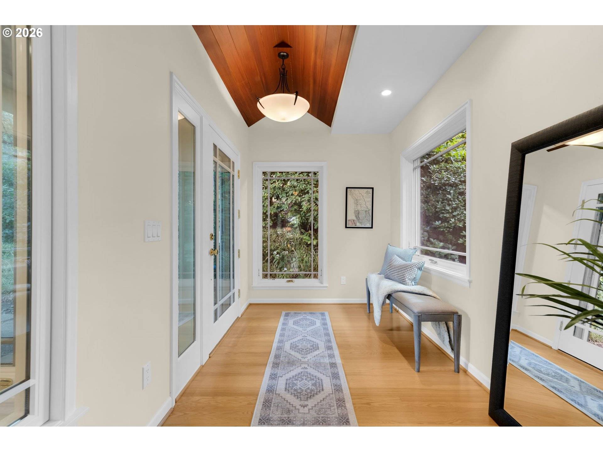 4621 SW HILLSIDE DR, Portland, OR 97221