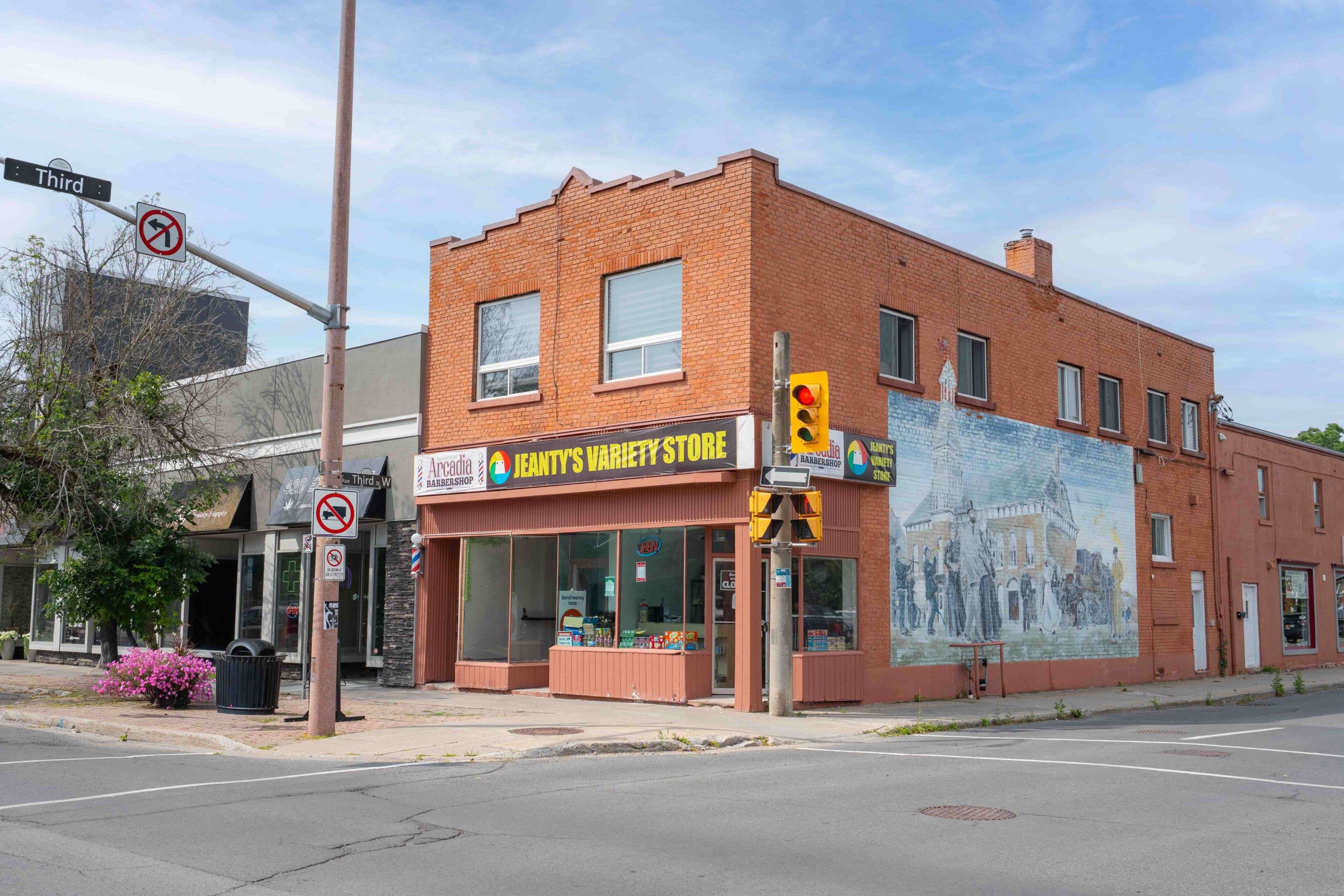 272 Pitt ST, Cornwall, ON K6J 3P6