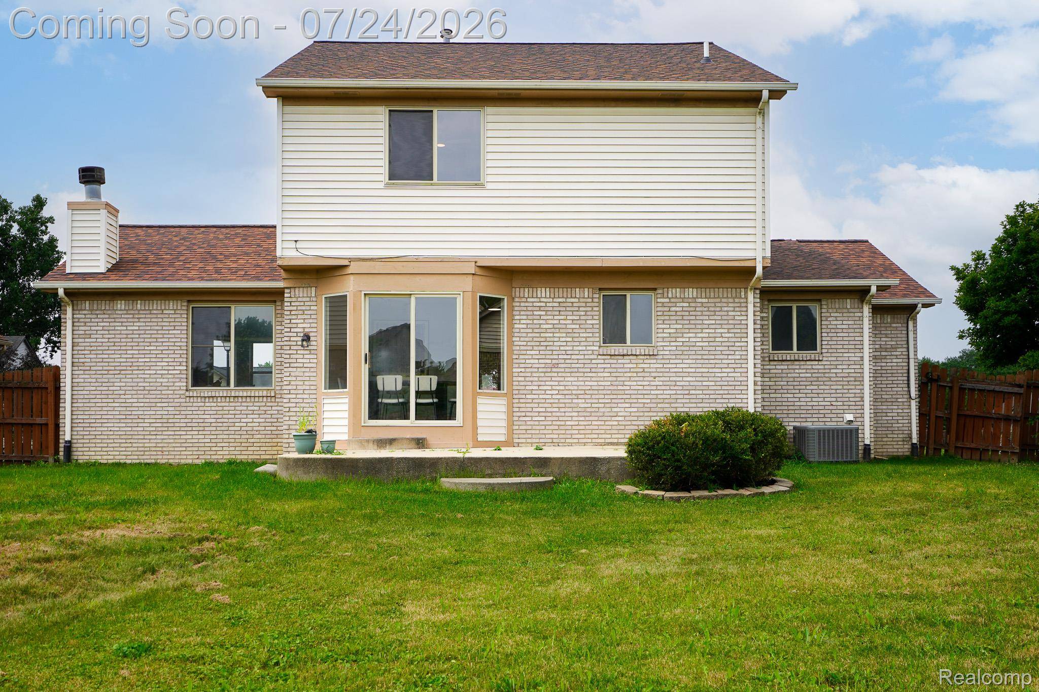 27271 Sparrow CT, Chesterfield Township, MI 48051