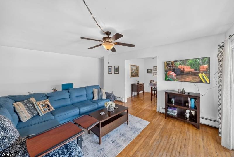 34 Deanna Dr #94, Hillsborough Twp., NJ 08844
