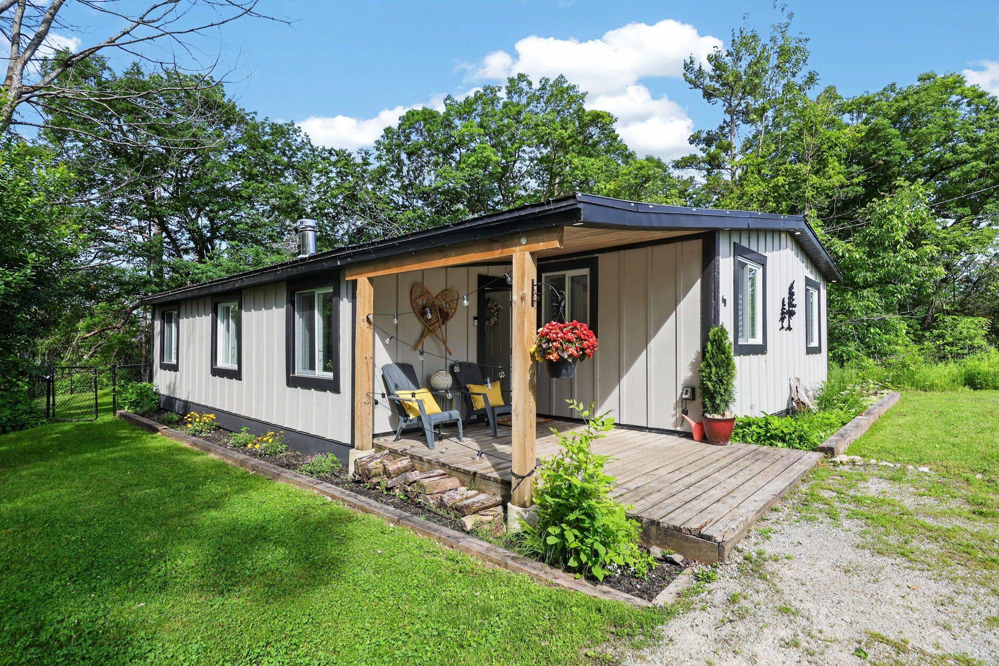 68 Forest Harbour Pkwy, Tay, ON L0K 2C0