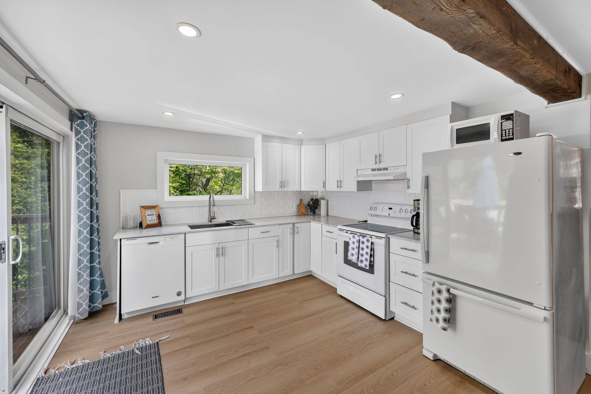 68 Forest Harbour Pkwy, Tay, ON L0K 2C0