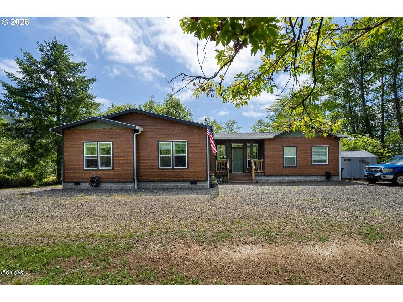 1150 SKYLINE DR, Tillamook, OR 97141