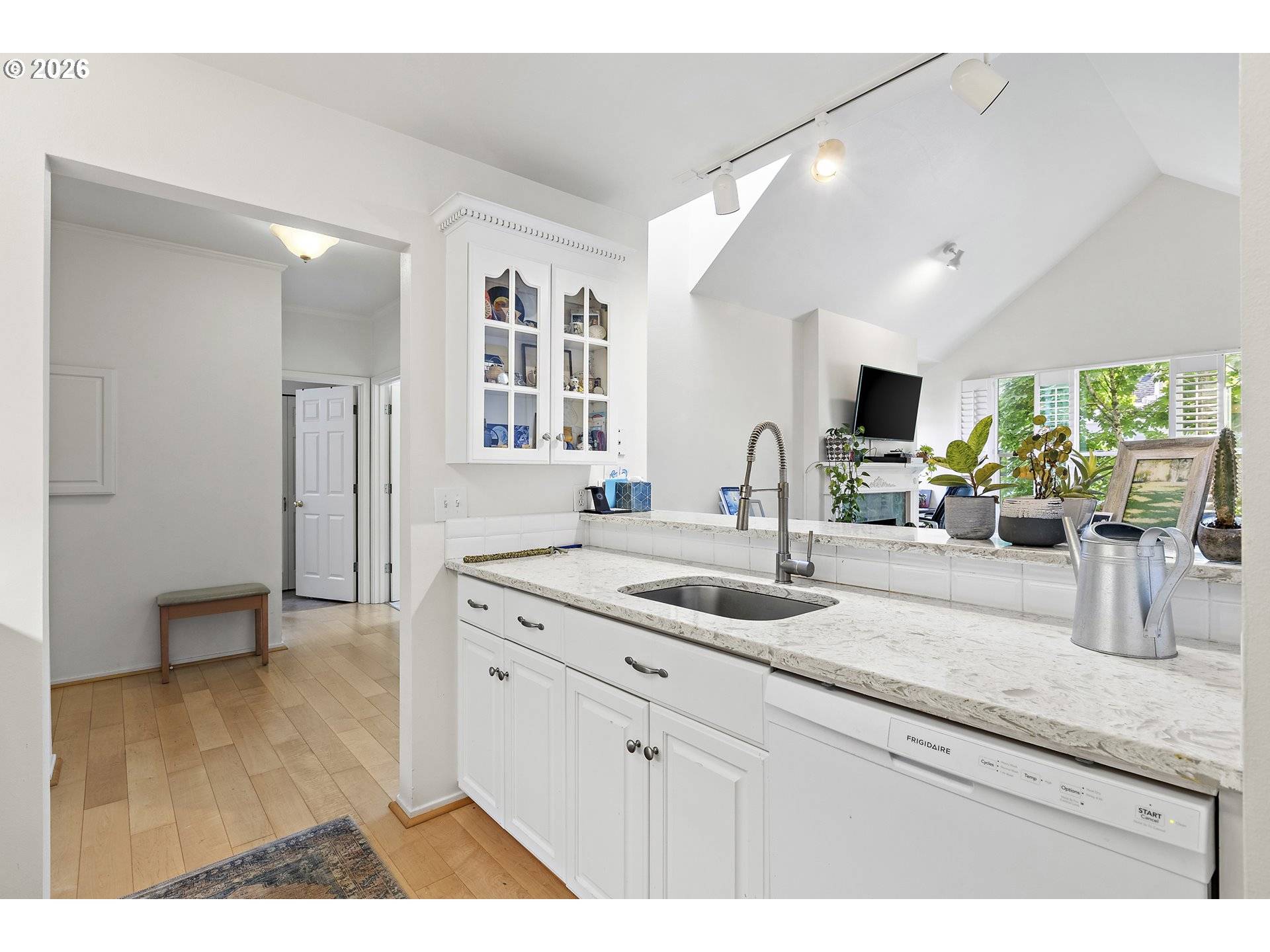 1710 S HARBOR WAY #401, Portland, OR 97201