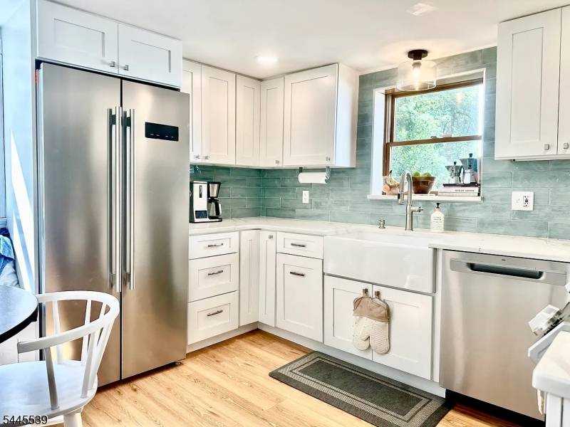734 Rahway Ave, Westfield Town, NJ 07090