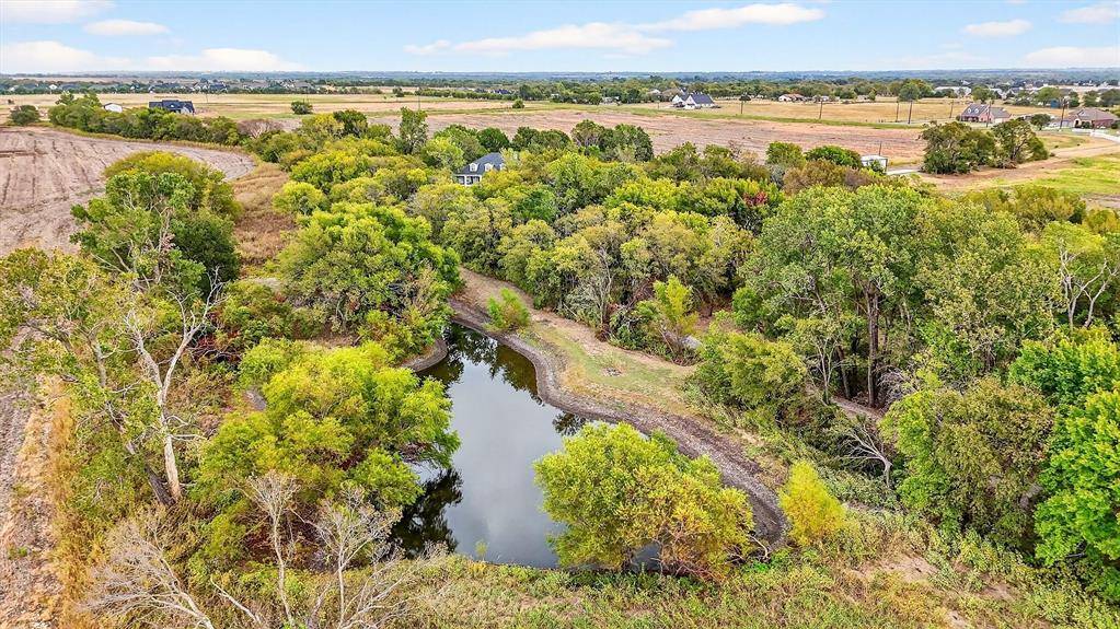 229 Pike Road, Gunter, TX 75058