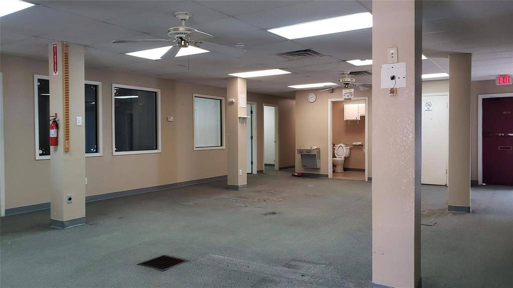 711 SW 1st Street, Mineral Wells, TX 76067