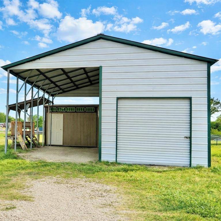 395 Holiday Village Drive, Quitman, TX 75783