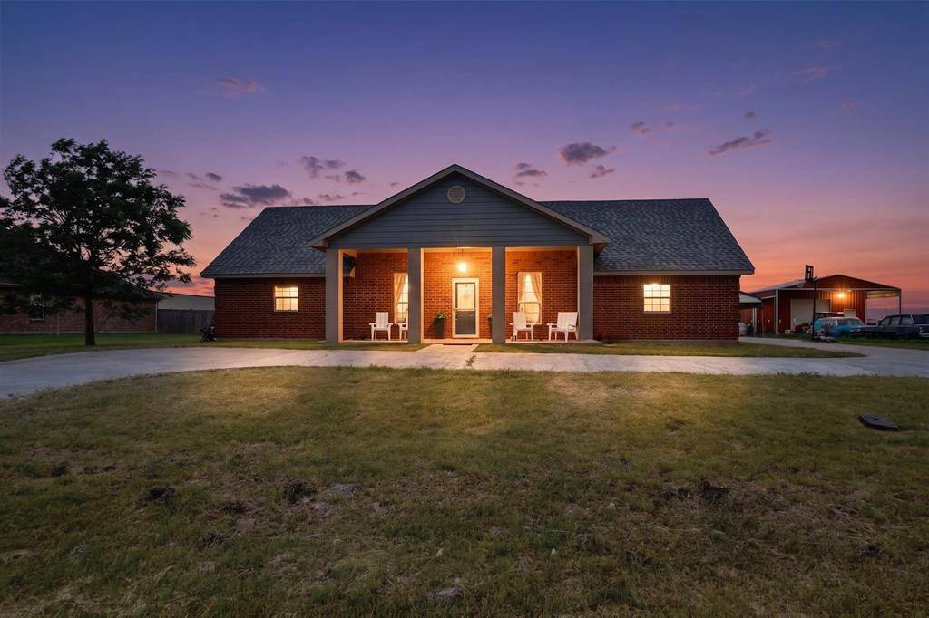 3134 Gunsmoke Drive, Farmersville, TX 75442