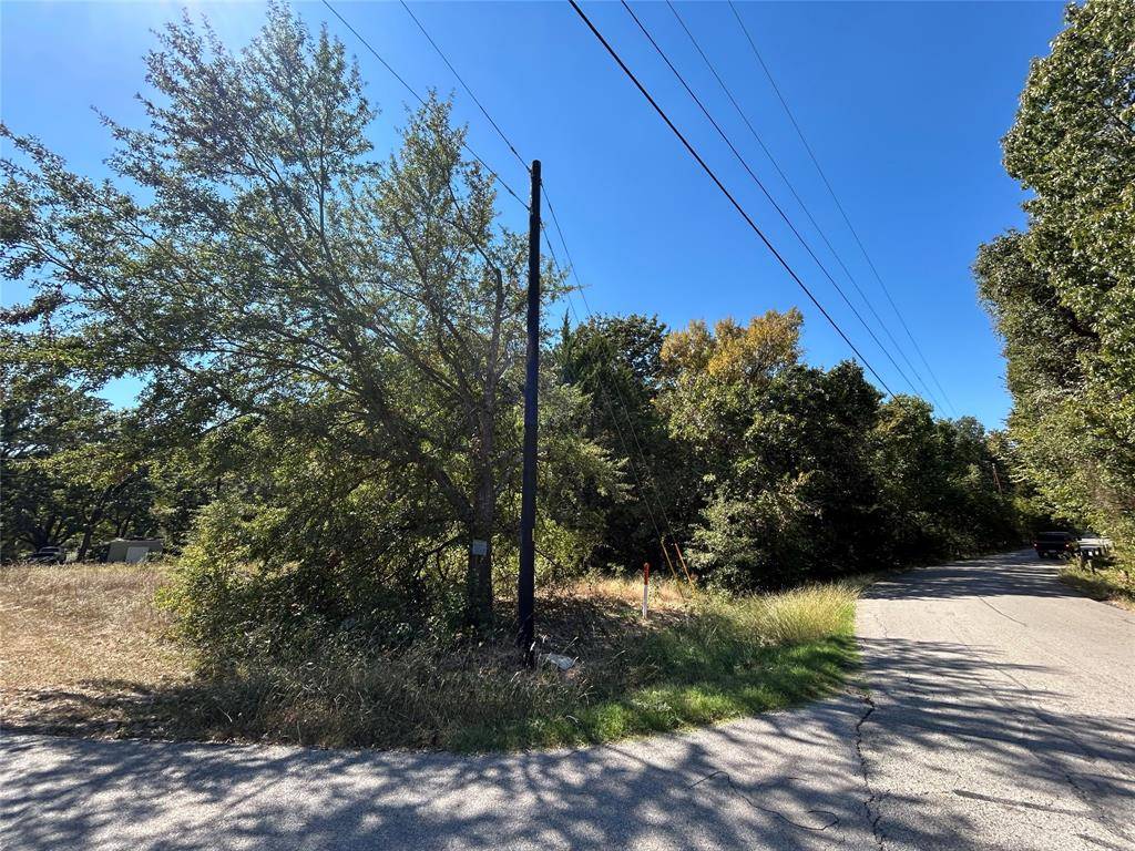 148 Midway Road, Tool, TX 75143