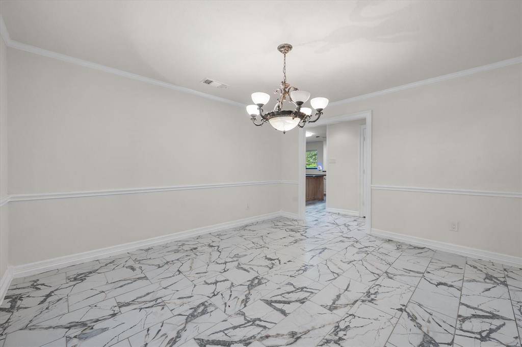 2801 Knotted Oaks Trail, Arlington, TX 76006
