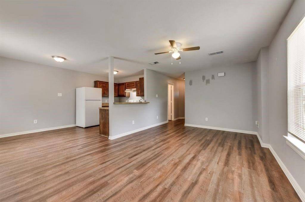 8009 Arbor Avenue, Fort Worth, TX 76116