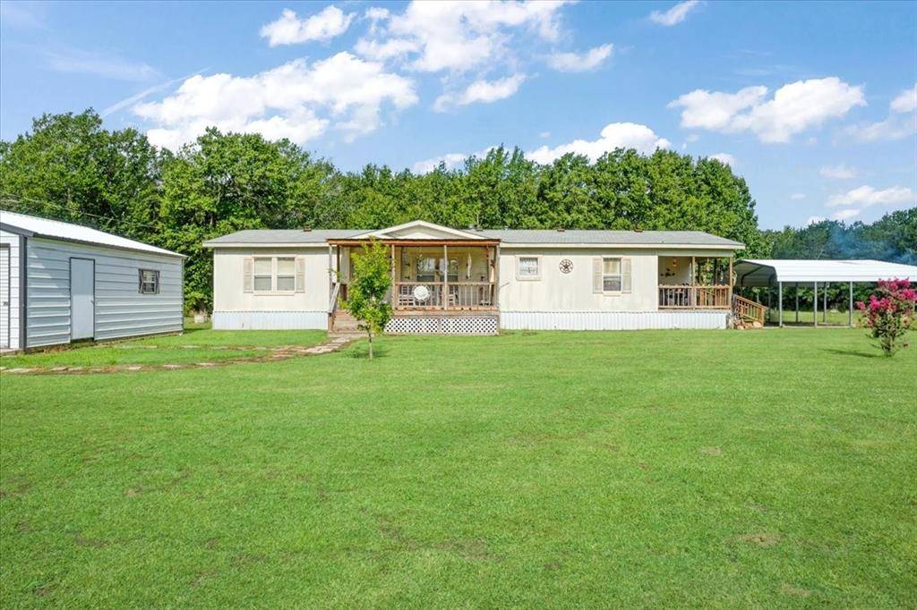 1022 County Road 2295, Telephone, TX 75488