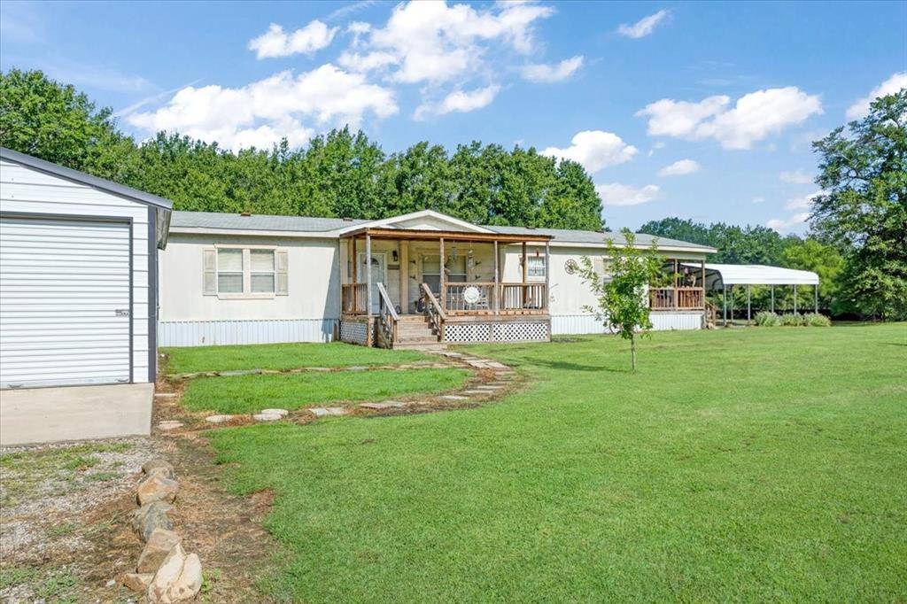 1022 County Road 2295, Telephone, TX 75488