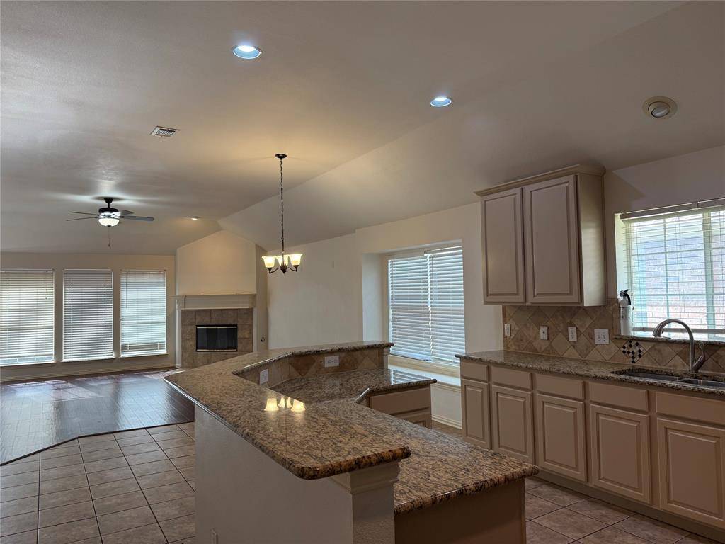 13401 Roadster Drive, Frisco, TX 75033
