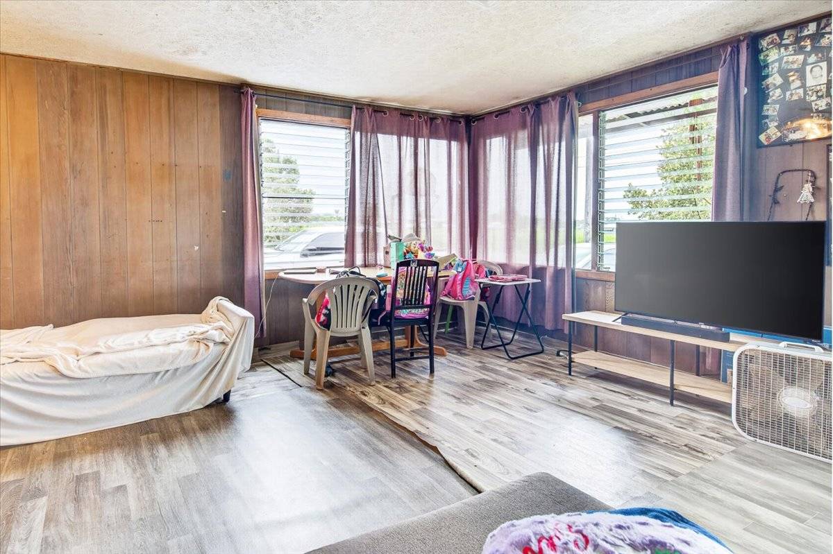 1552 KOMOHANA ST, Hilo, HI 96720