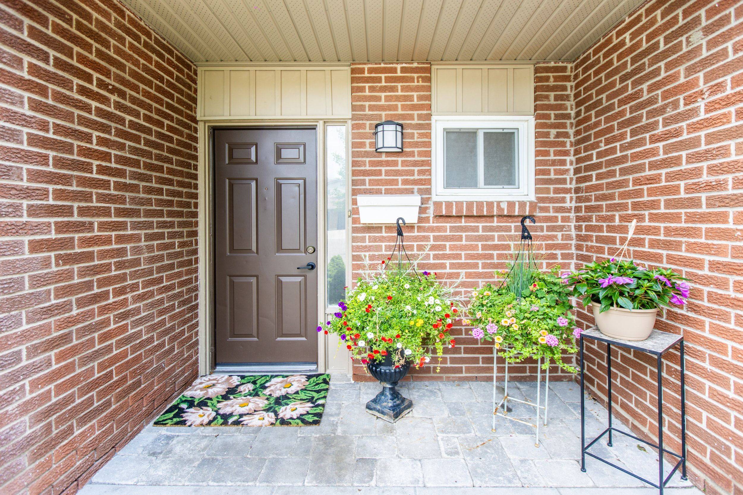 485 Meadows BLVD #17, Mississauga, ON L4Z 1H1