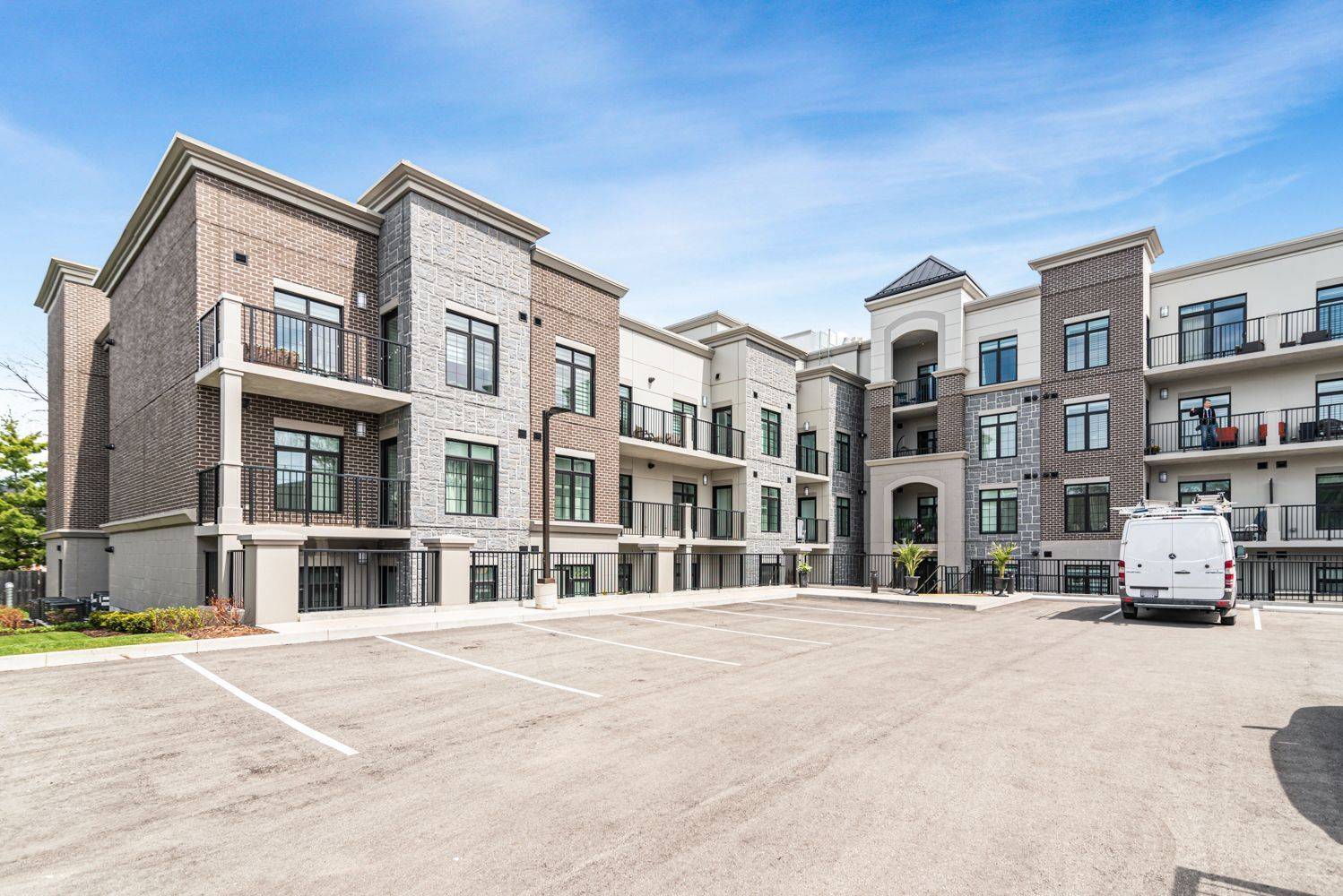 153 Wilson ST W #105, Hamilton, ON L0R 1C0